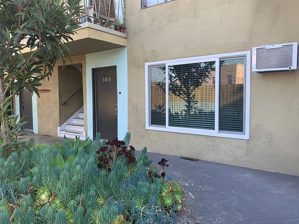 1st image of 1933 N Beachwood Dr #105