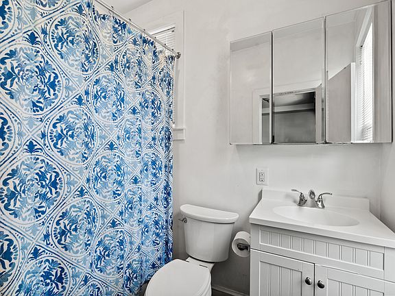 5th image of 317 E Del Ray Ave #A