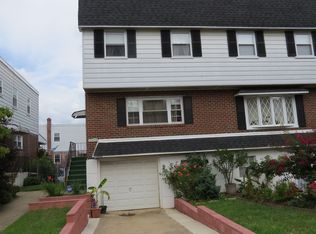 10904 Lockart Rd, Philadelphia, PA 19116