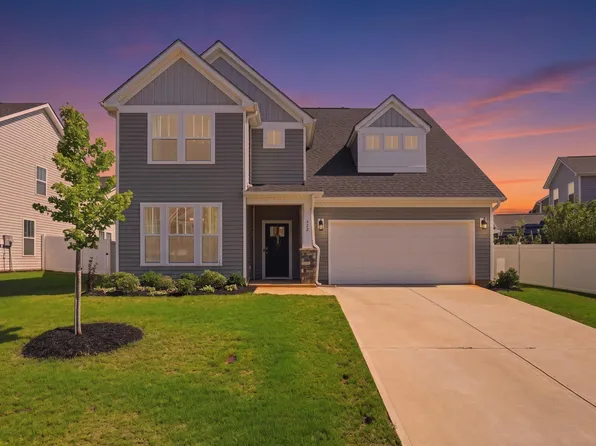 652 Sunwater Dr, Duncan, SC 29334