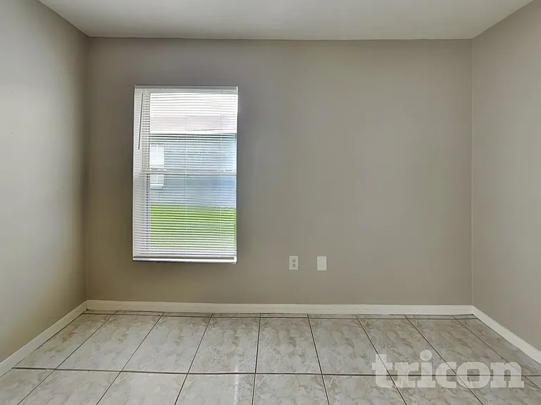 2483 Brownwood Dr — Photo 13
