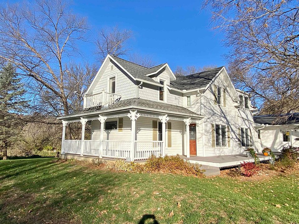 904 5th Ave Decorah IA 52101 Zillow   14e0a2be9da410eb311bcb39d9628e02 Cc Ft 960 