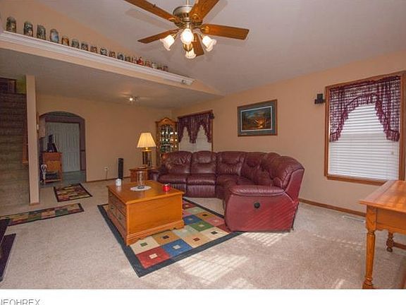 2nd image of 4449 Grand Teton Dr