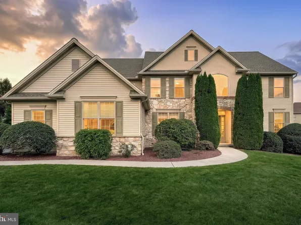5680 Charlton Way, Mechanicsburg, PA 17050