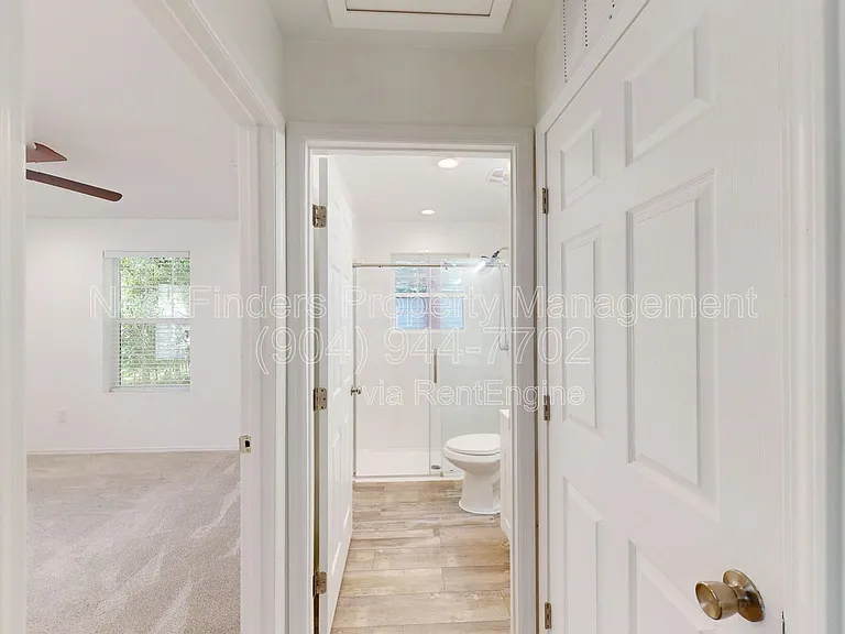 2220 Flesher Ave — Photo 12