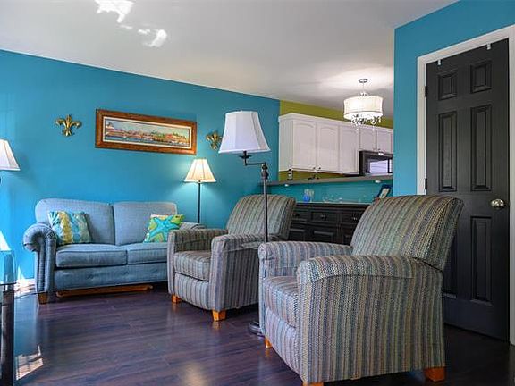 4th image of 1327 Parkview Estates Dr
