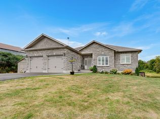 3527 Battersea Rd, South Frontenac, ON K0H 1X0