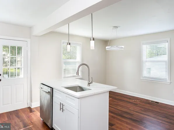 5421 Belle Vista Ave, Baltimore, MD 21206