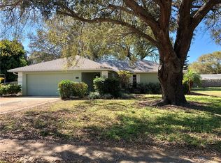 7308 Claries Dr, Sarasota, FL 34243