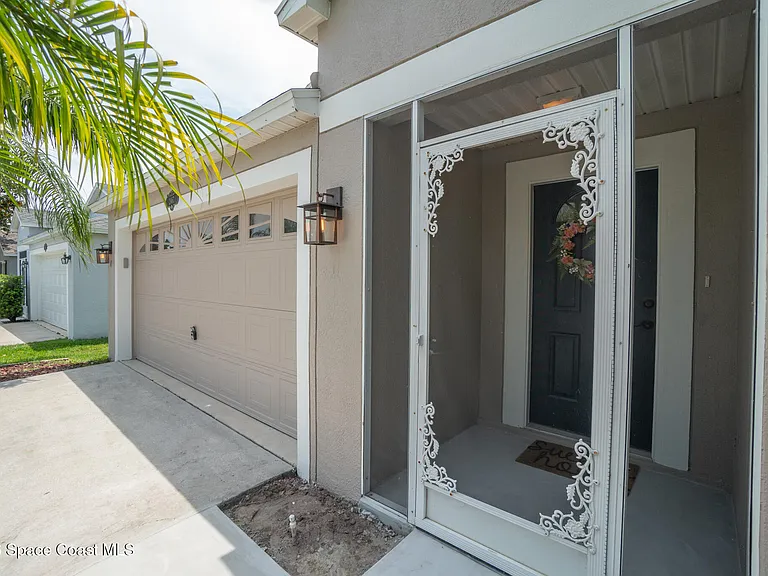 2467 Deercroft Dr — Photo 11