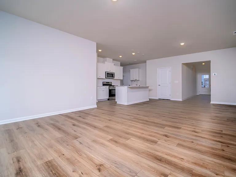 1616 Swallow Tail Dr — Photo 4