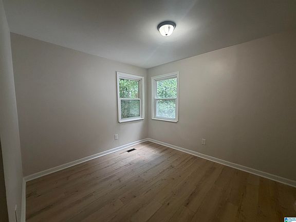 5th image of 8324 12th Ave S