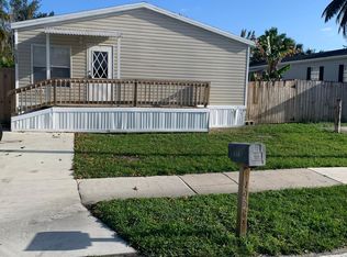 10564 Sandalfoot Blvd, Boca Raton, FL 33428