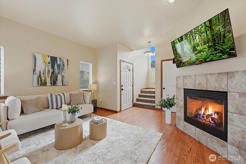 4th image of 19530 25th Drive SE