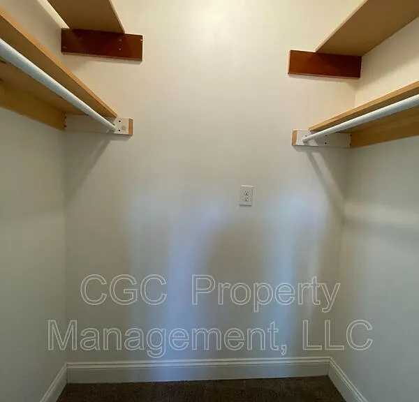 4 Salisbury St #1 — Photo 4