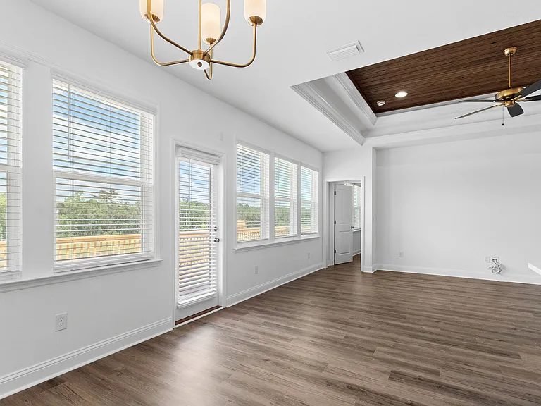 4248 Landry Ln — Photo 5
