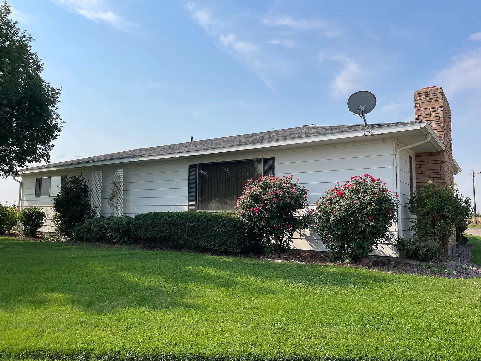 3 bed, 2176 sqft, $1,800 — Photo 3
