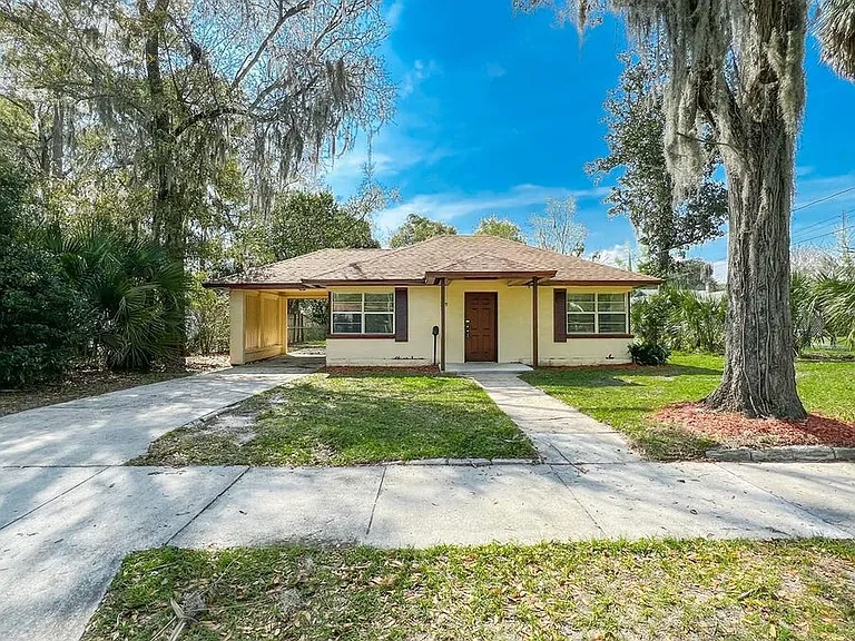 319 NW 16th Ave — Photo 96