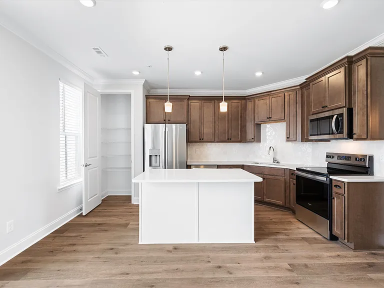 3133 Setting Sun Dr — Photo 11