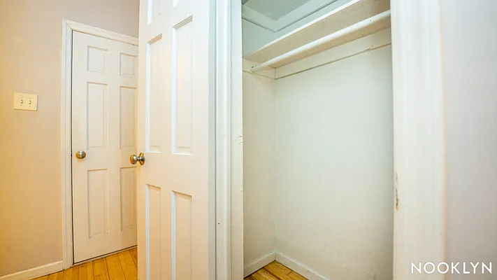 Rented by Nooklyn NYC LLC | media 27