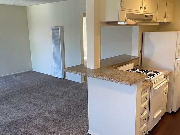 2nd image of 5339 Rosemead Blvd APT 9