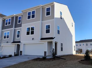 225 Sandwood Loch Dr, Durham, NC 27703