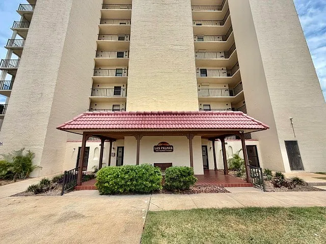 545 Garfield Ave #1 — Photo 3