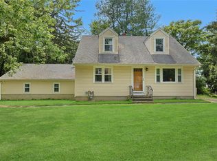 2 Andrew Dr, Monsey, NY 10952