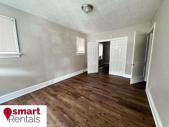 3rd image of 3720 Winnebago St #1F