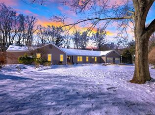 779 Foster Ct, Cheshire, CT 06410