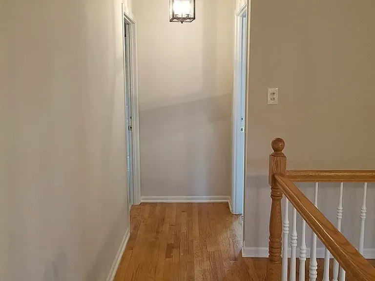 5730 Essex Ct — Photo 8