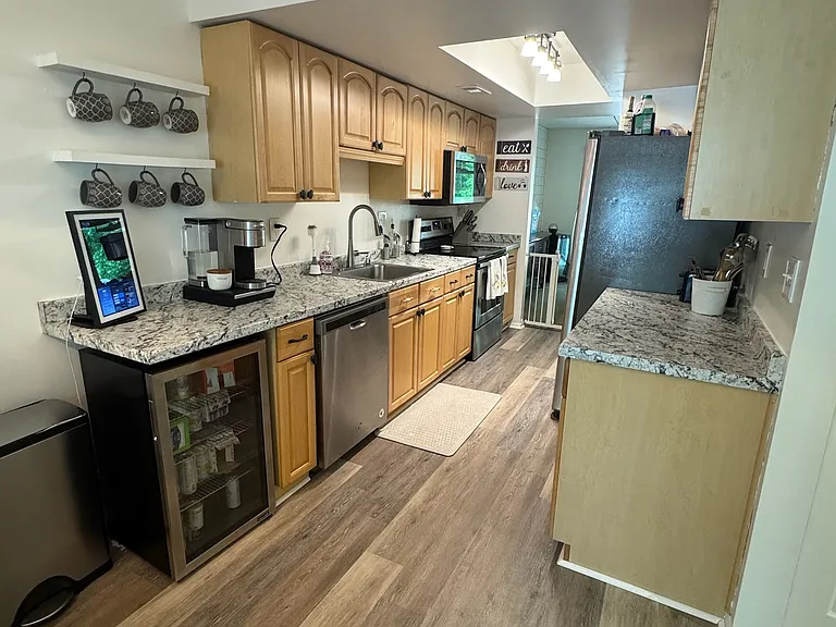 55 Dorset Ct — Photo 10