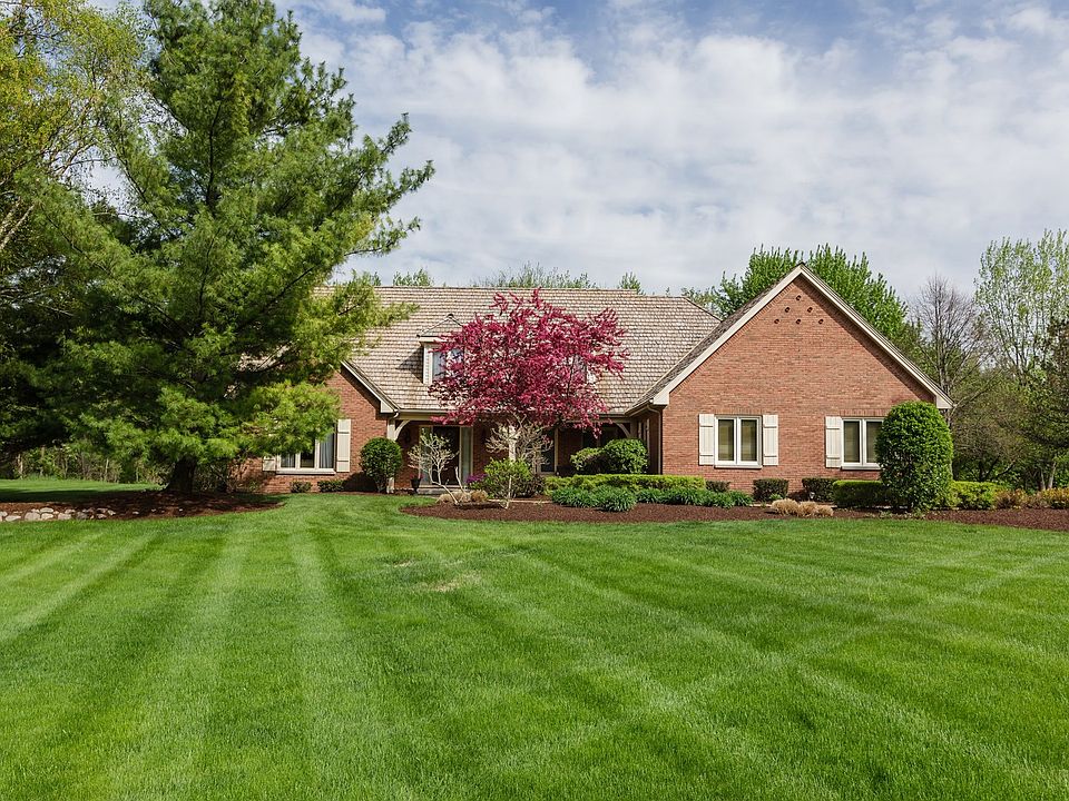 2nd image of 3949 Hidden Hills Ct