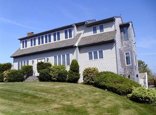 76 Elgin Rd, Pocasset, MA 02559