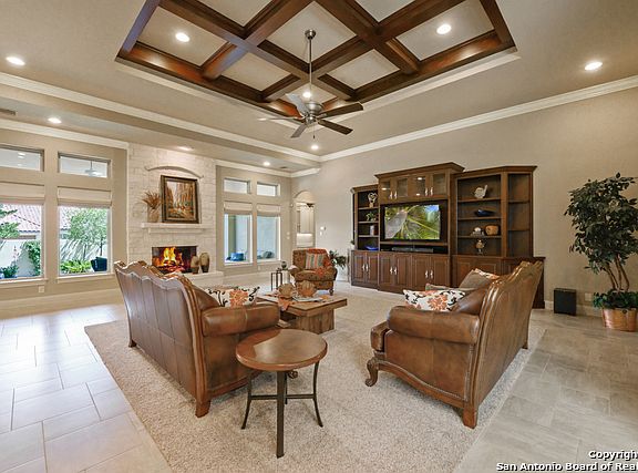 4th image of 4402 Yorkshire Ct