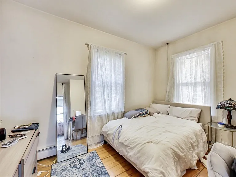 48 Hillside St #2 — Photo 11