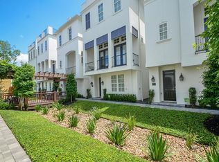 2125 McIlhenny St, Houston, TX 77004