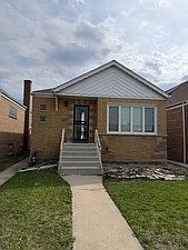 1st image of 3909 W 71st St
