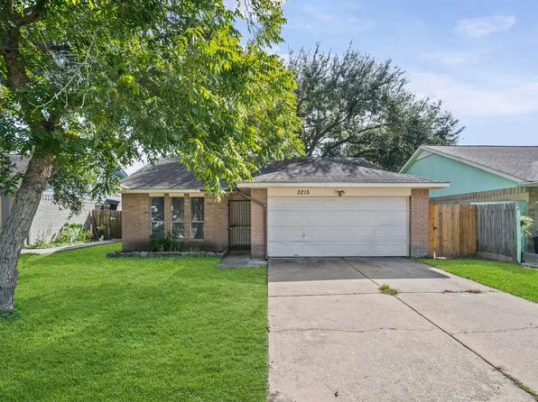 3215 Dragonwick Dr, Houston, TX 77045