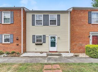 6122 Plantation Rd, Roanoke, VA 24019