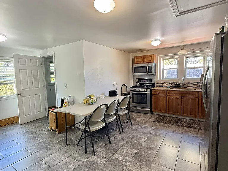 322 Edgewood Ave #3C — Photo 4