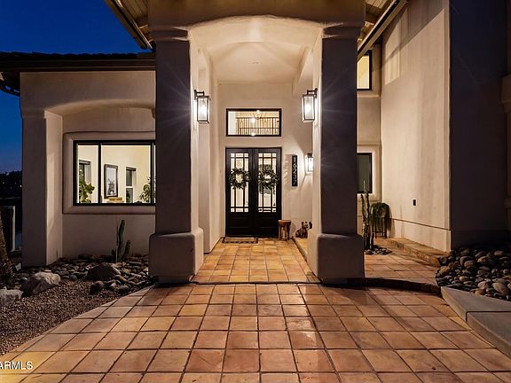 3rd image of 16237 E CHOLLA Drive