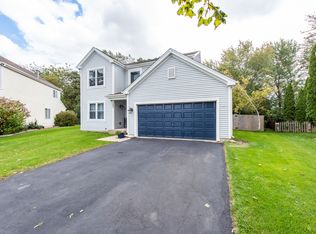 505 E Shaker Ct, Round Lake Beach, IL 60073