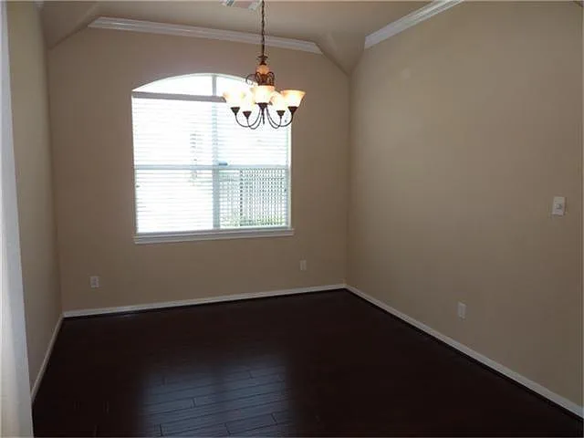 10 Tillamook Ct — Photo 3