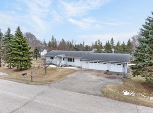 1331 Melody Ln, Alexandria, MN 56308
