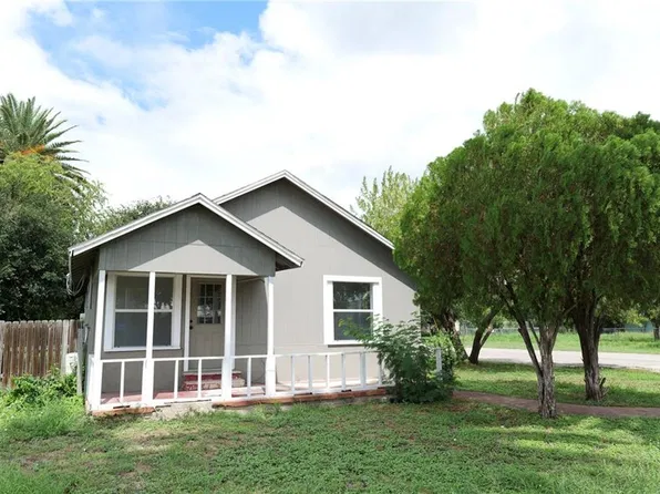 500 W Merriman St, Sinton, TX 78387