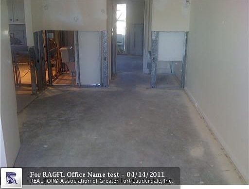 5th image of 266 Prescott N