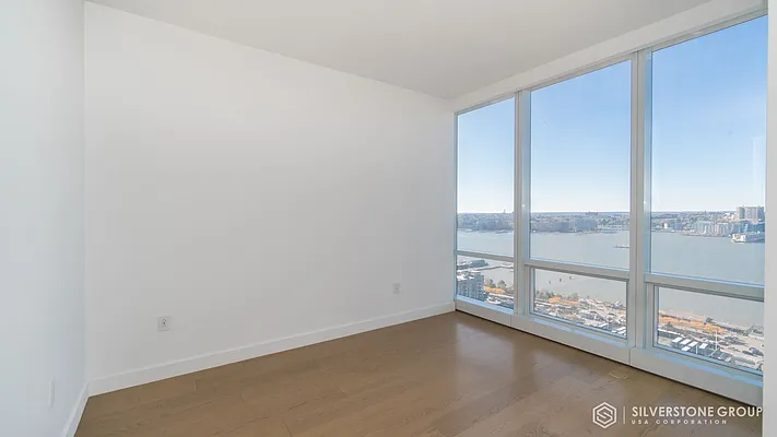 Rented by Silverstone Group USA Corp. | media 38