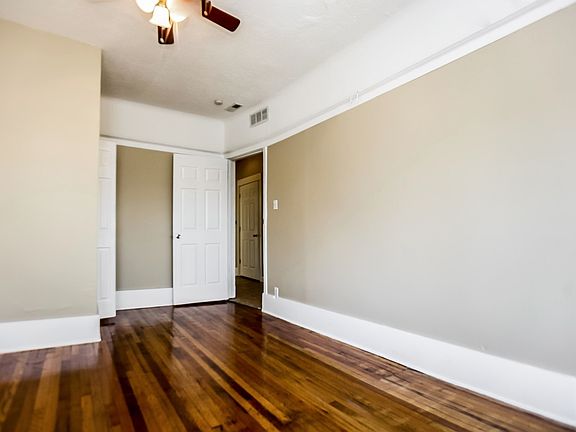 3rd image of 4139-41 S Indiana Ave #1S