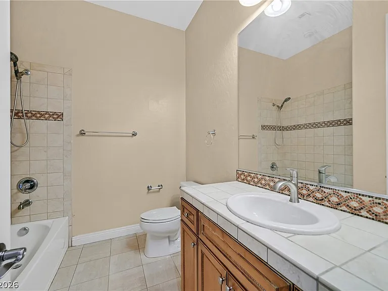 2184 Pont National Dr — Photo 25